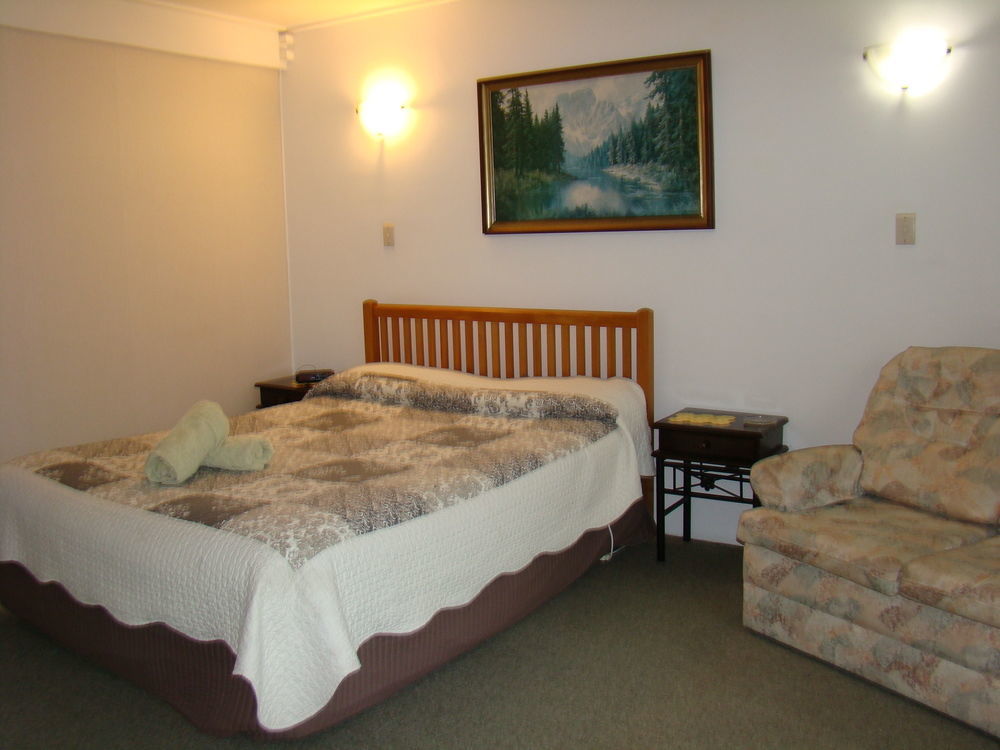 Avalon Motel Thames - Wenzel Motels Bagian luar foto