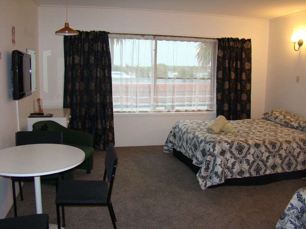 Avalon Motel Thames - Wenzel Motels Bagian luar foto